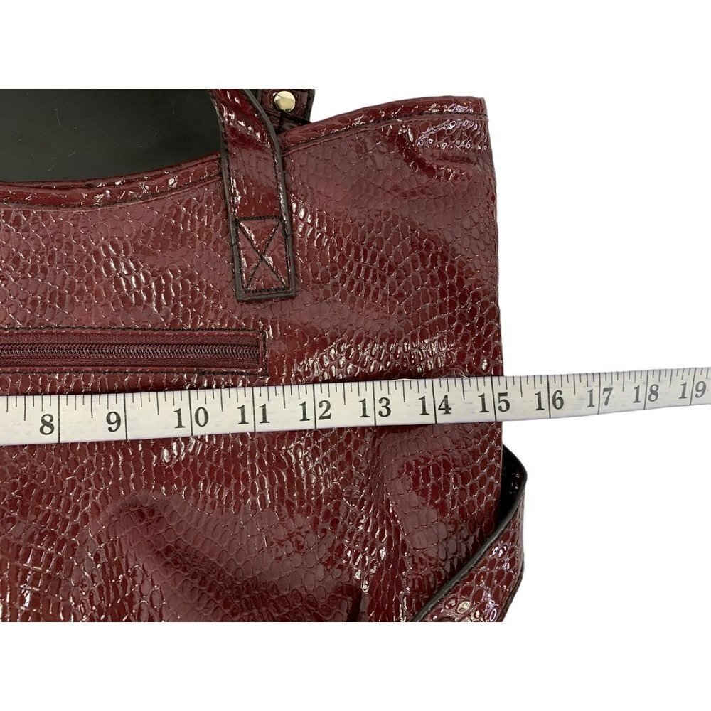 Women's Medium Burgundy Purse - Picture 4 of 5